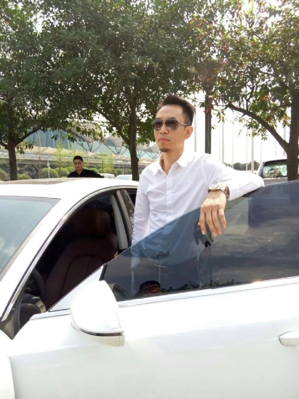 杨岳的第一张照片--台北中老年相亲网
