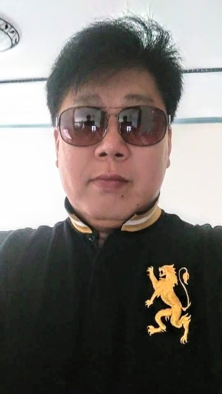 含笑半步癲的第一张照片--台北中老年相亲网